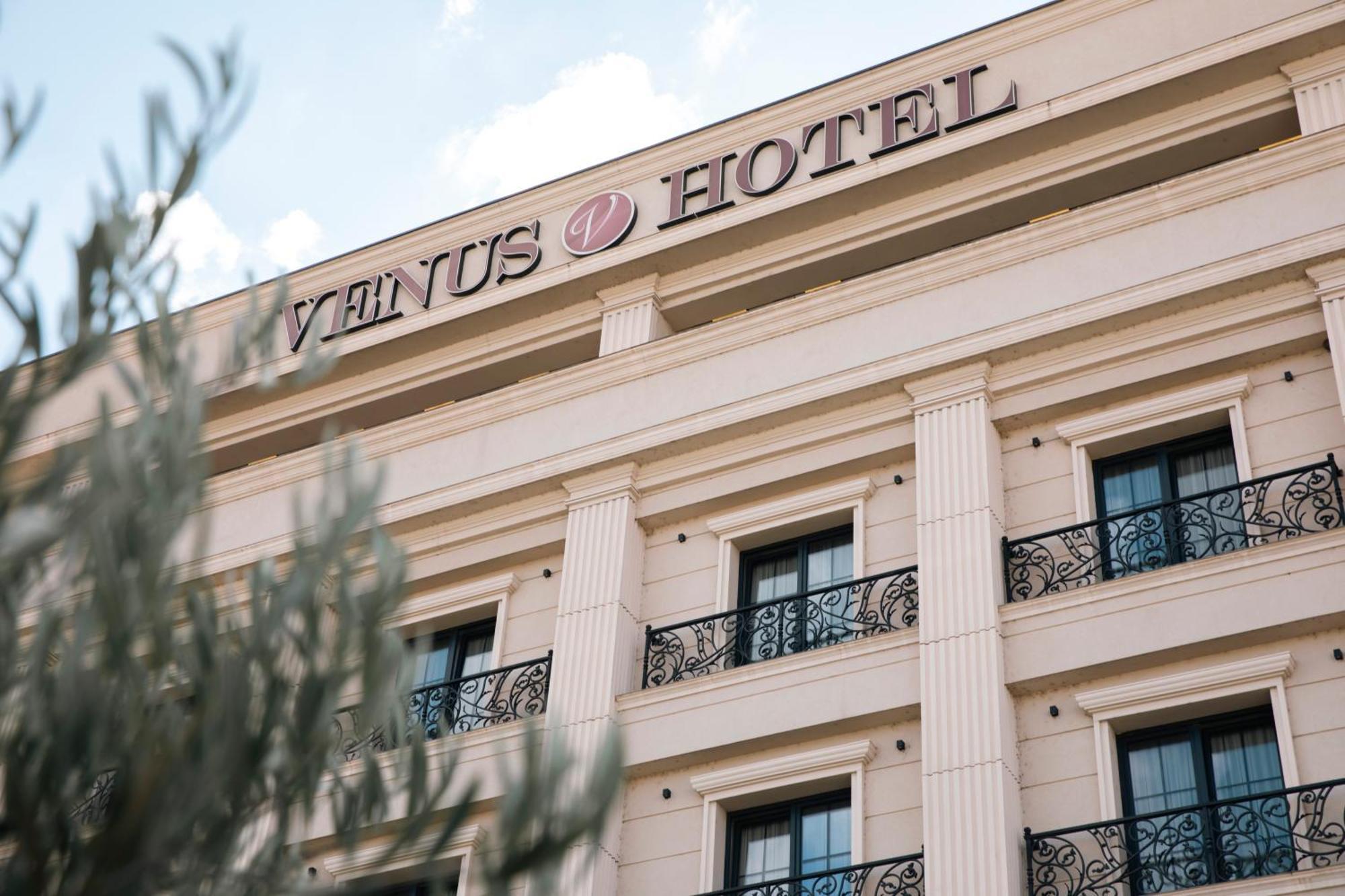 Venus Hotel Priştine Dış mekan fotoğraf